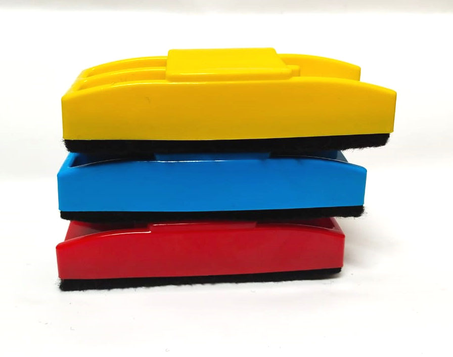 Non Magnetic Plastic Duster Eraser (Pack of 1)